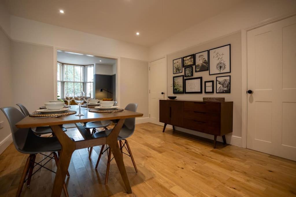 Hereford - Clifton Villa - Beautifully Presented House Located A Short Walk From City Centre - Sleeps 6 Guests - Perfect For Exploring Hereford - Hosted By Rentmyhouse Exterior photo
