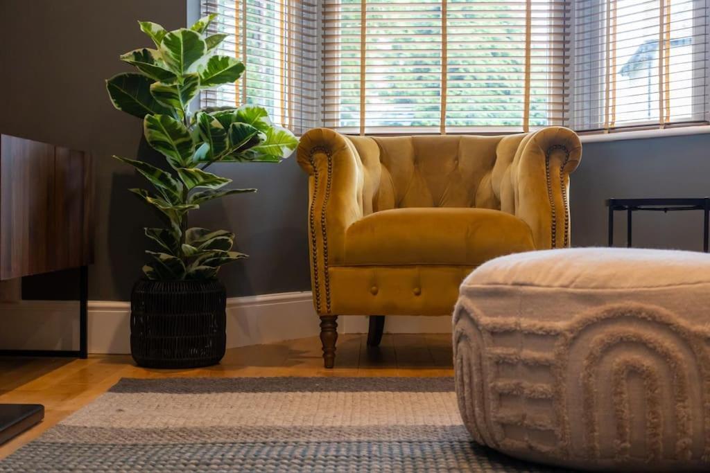 Hereford - Clifton Villa - Beautifully Presented House Located A Short Walk From City Centre - Sleeps 6 Guests - Perfect For Exploring Hereford - Hosted By Rentmyhouse Exterior photo